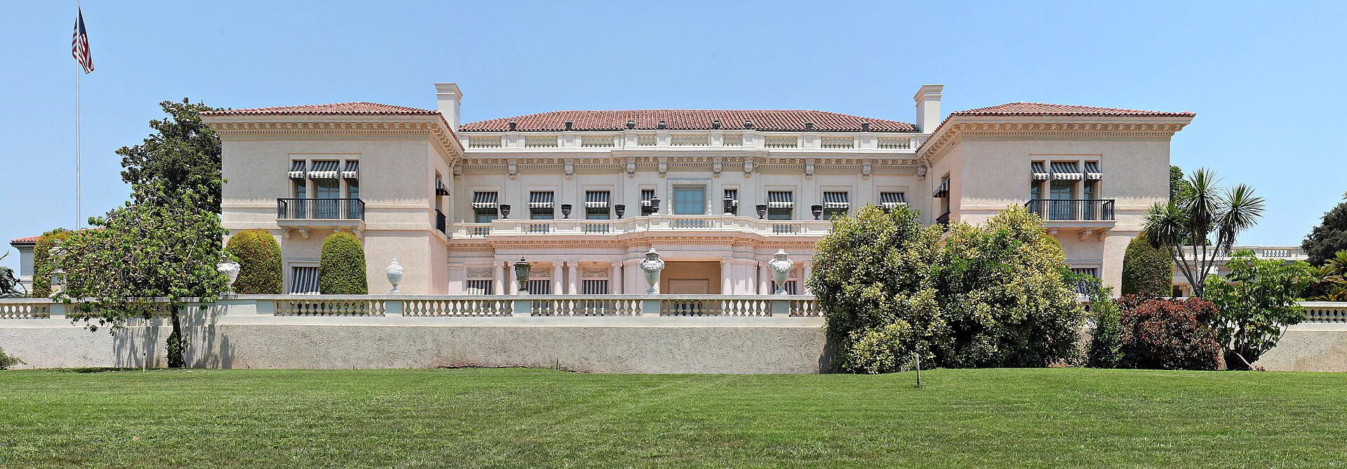 San Marino vs. South Pasadena: Two Paths to a Top School District