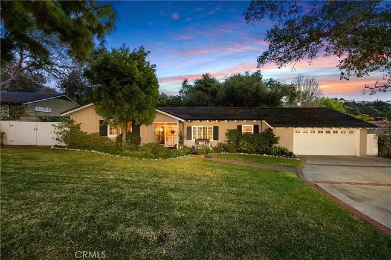 1820 Alta Oaks Drive