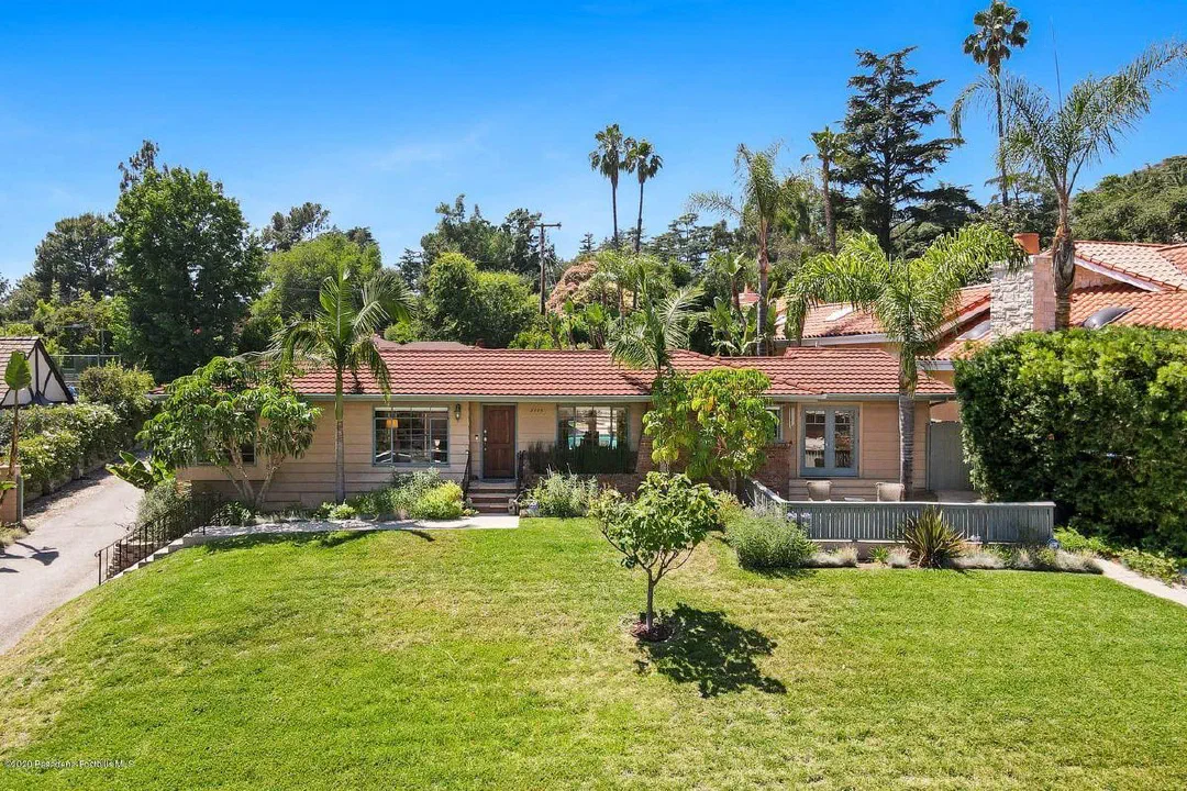2195 Mendocino Lane