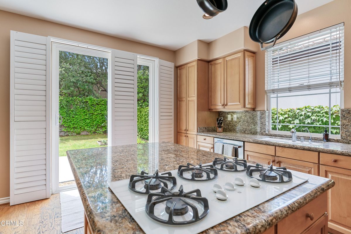 810 La Vina Lane — photo 18