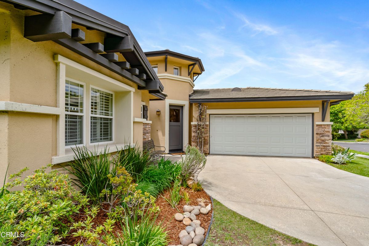 810 La Vina Lane — photo 3
