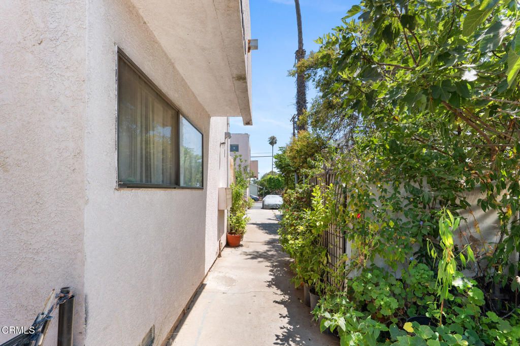 14690 Hubbard Street — photo 3