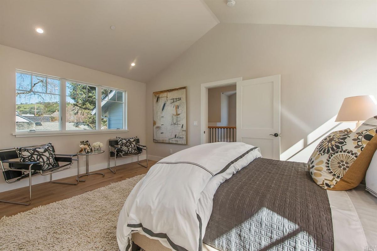 331 Forbes Avenue — photo 12