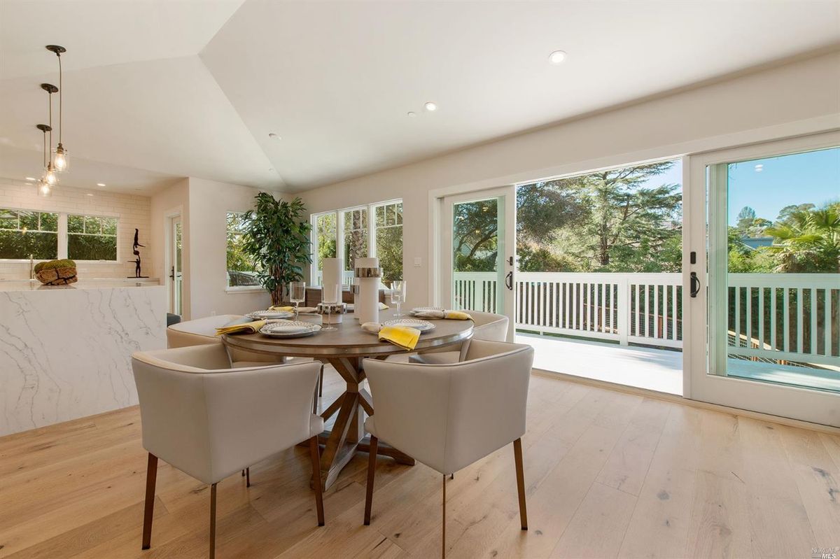 331 Forbes Avenue — photo 9