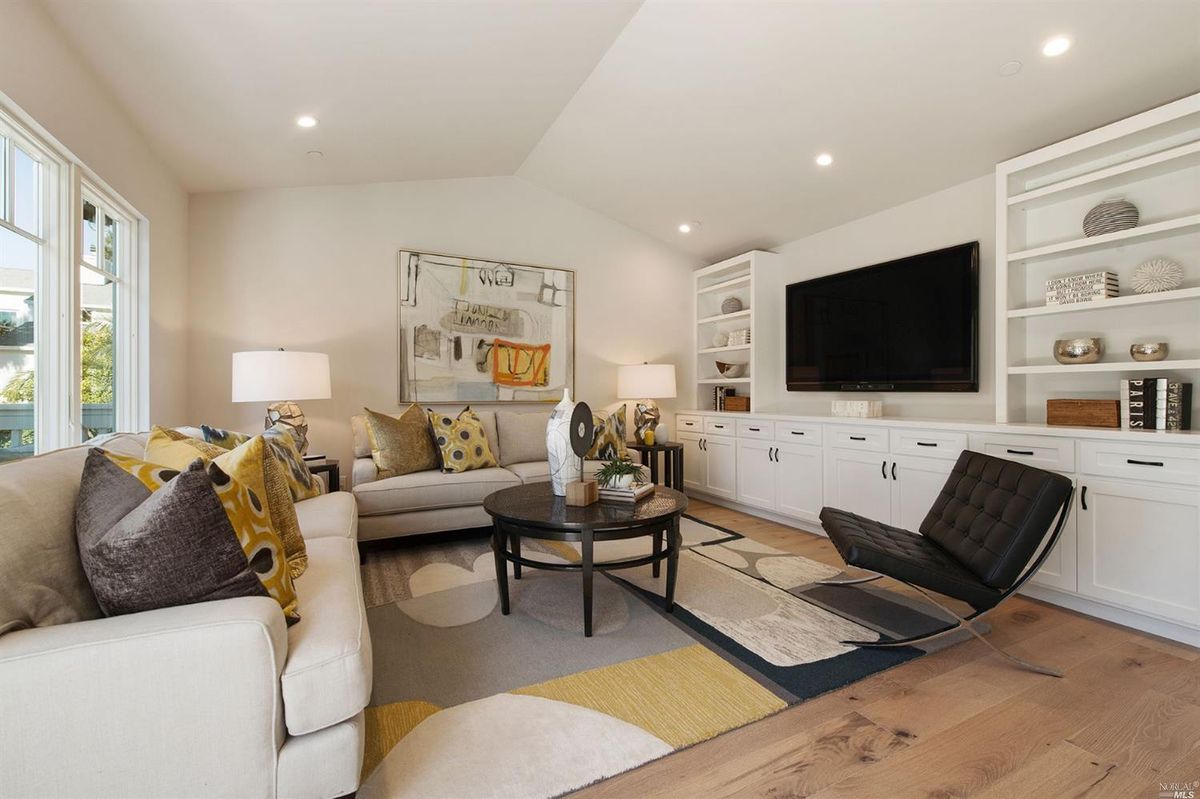 331 Forbes Avenue — photo 10
