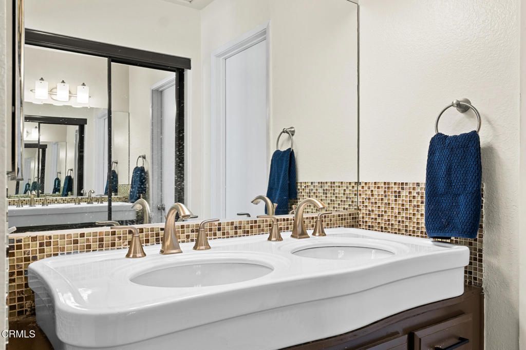 42173 Omar Place — photo 34