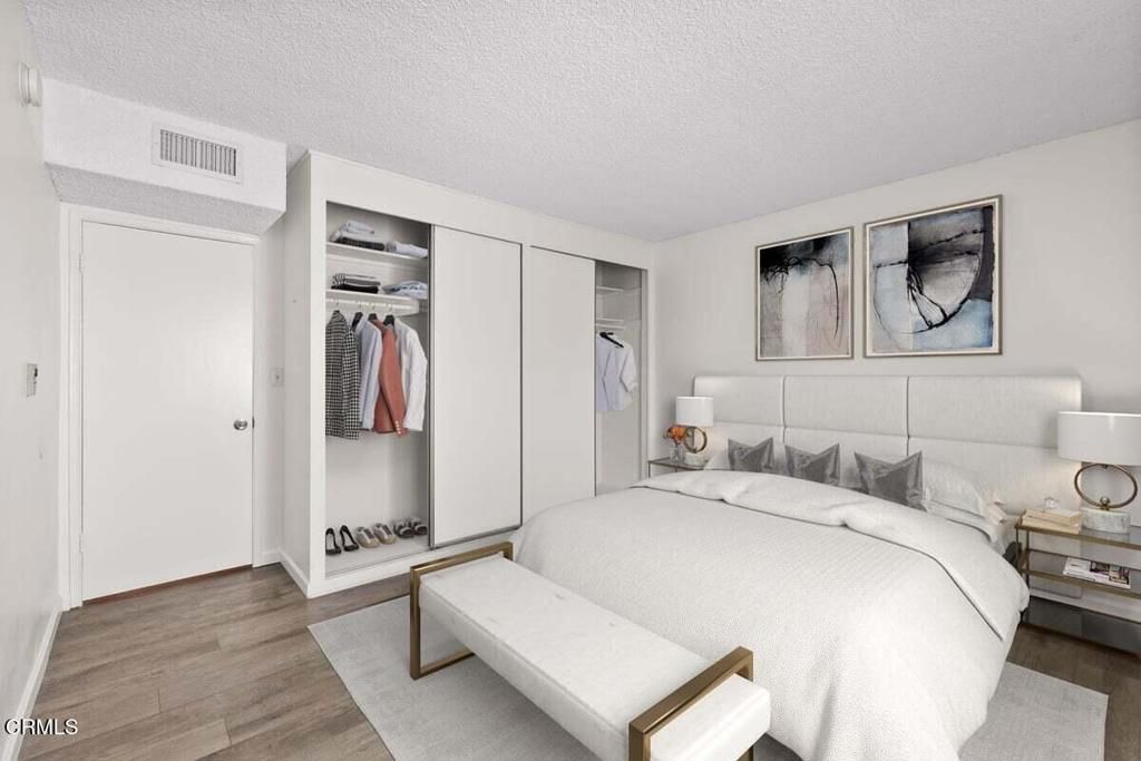 1115 Cordova Street, Unit 300 — photo 4