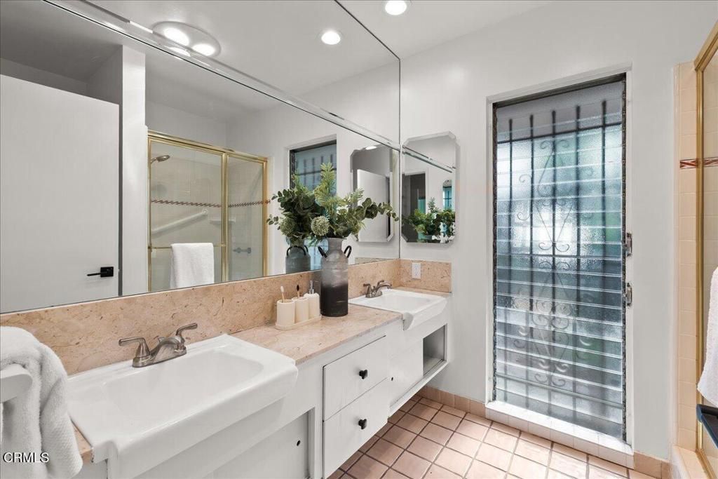 1563 Sierra Madre Villa Avenue — photo 44