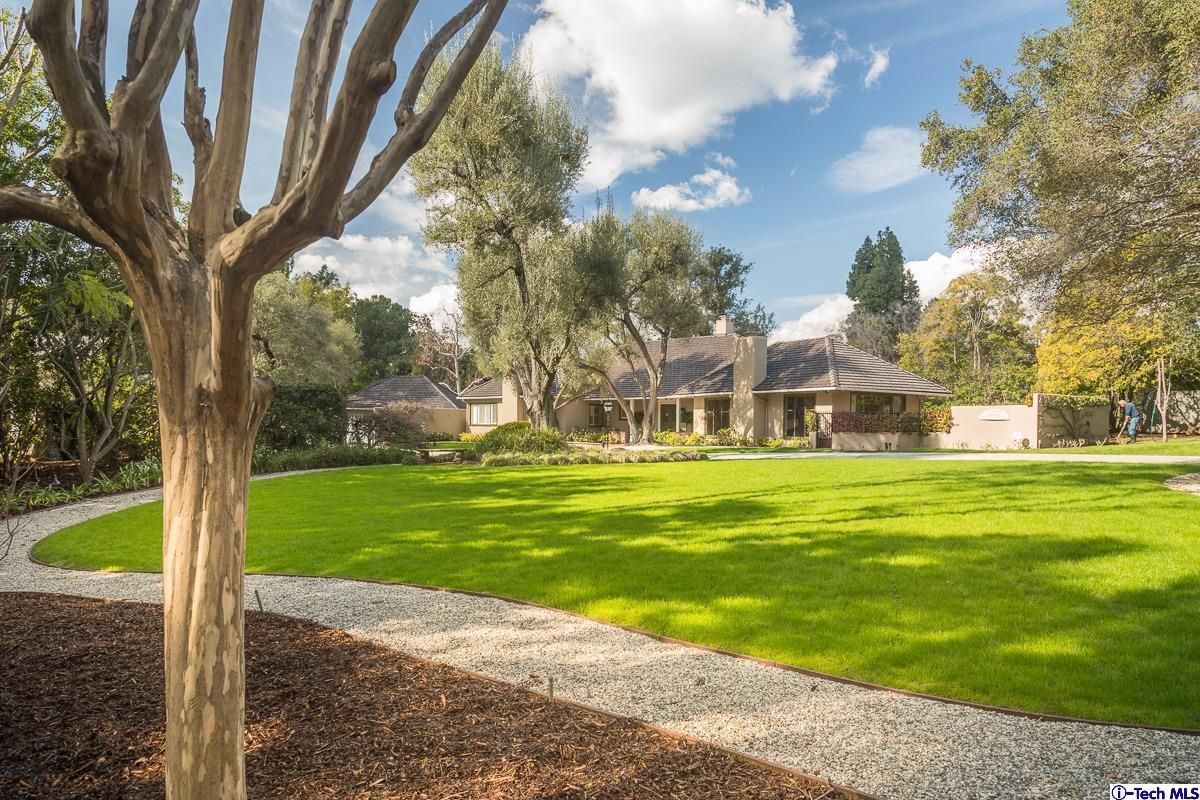 1 Oak Knoll Terrace — photo 17
