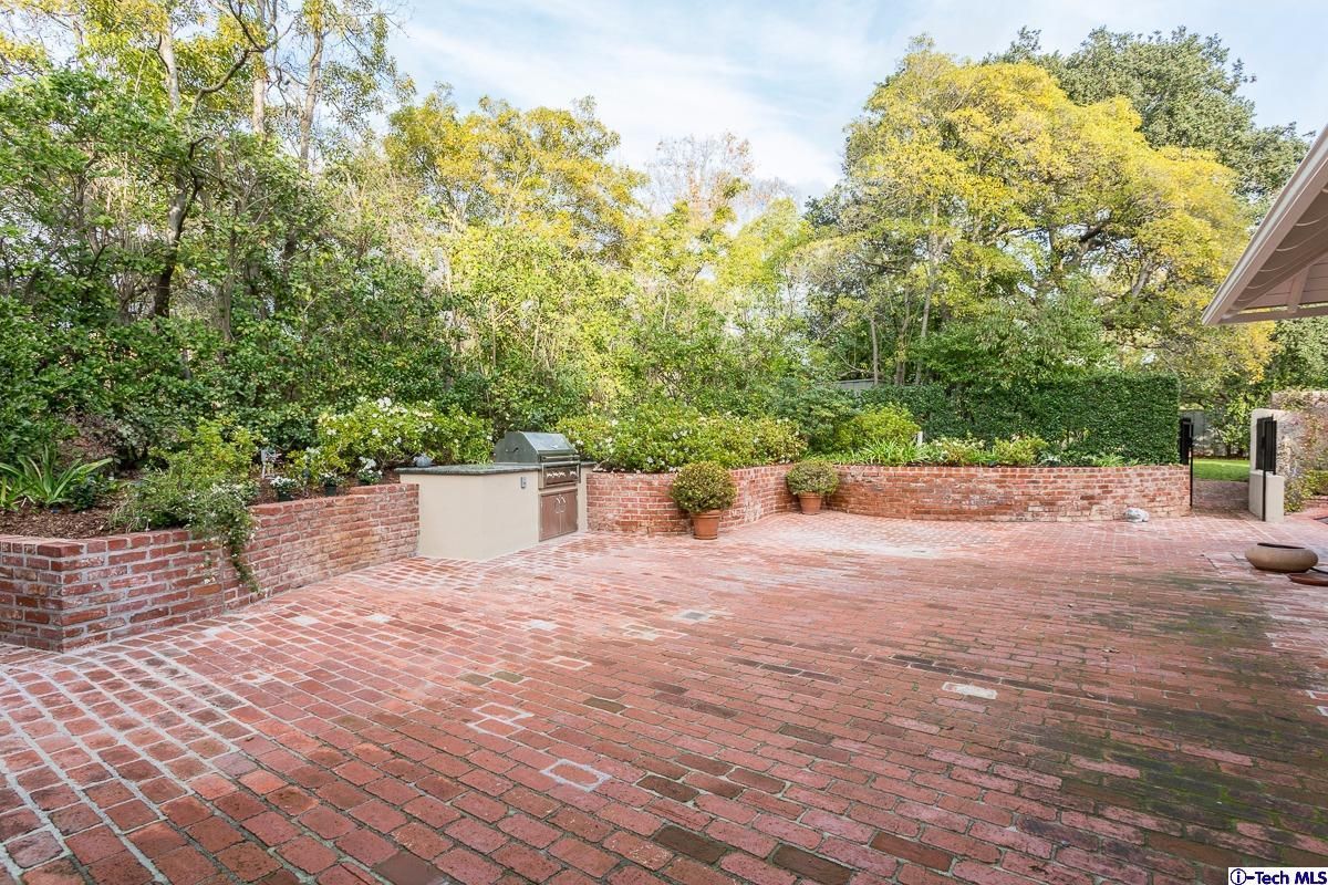 1 Oak Knoll Terrace — photo 53