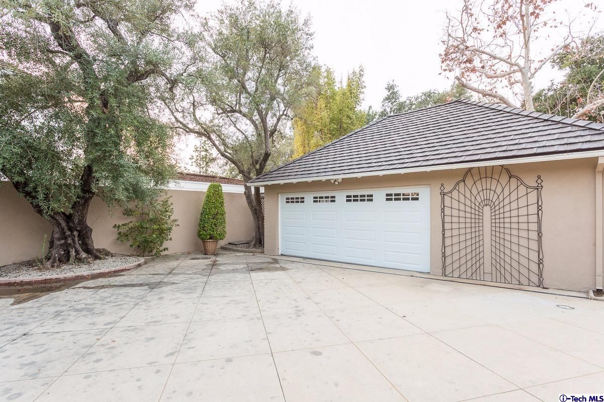 1 Oak Knoll Terrace — photo 72