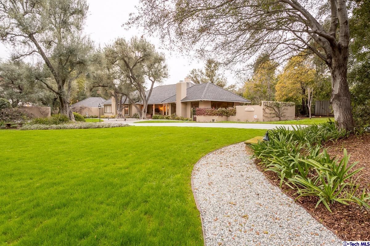1 Oak Knoll Terrace — photo 76
